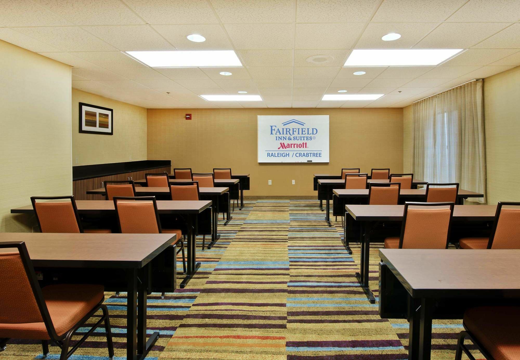 Fairfield Inn & Suites Raleigh Crabtree Valley Экстерьер фото
