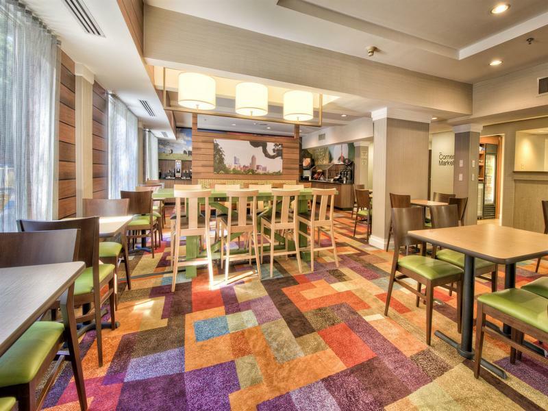 Fairfield Inn & Suites Raleigh Crabtree Valley Экстерьер фото